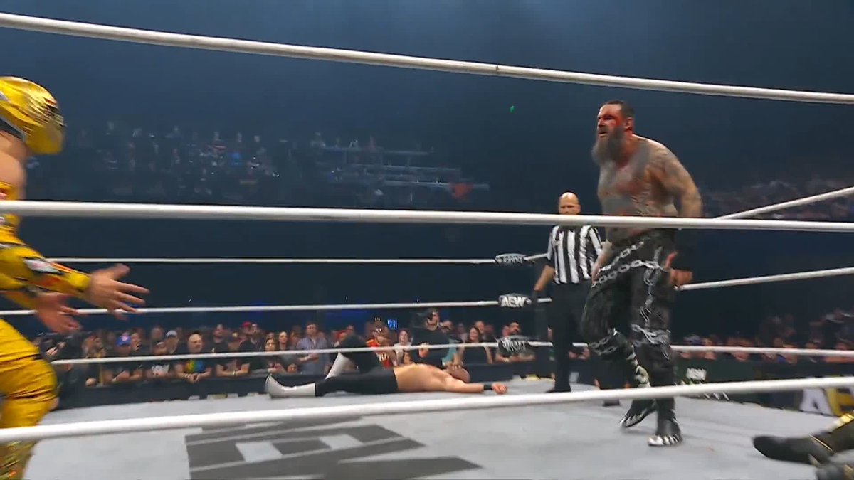 Death Valley Driver Canonball in the corner! Watch #AEWFyterFest LIVE on TBS & MAX