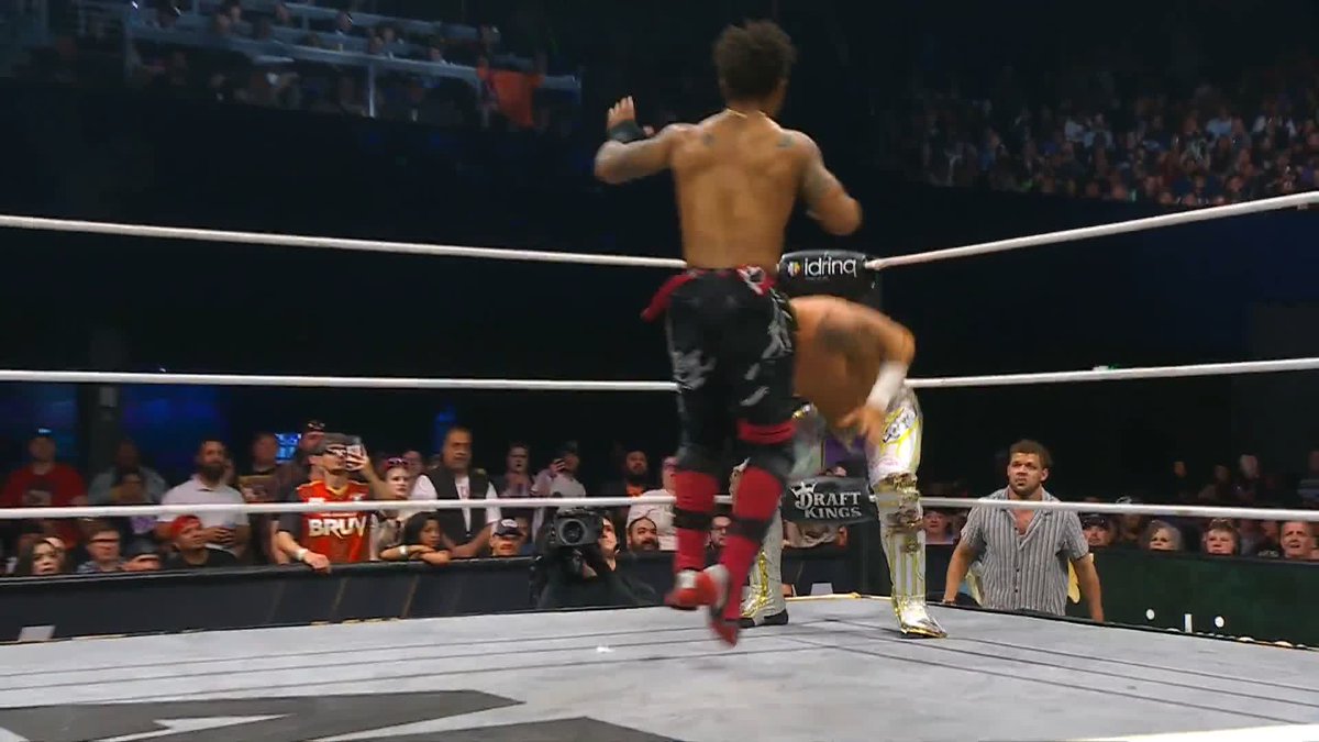 .Will Ospreay โข ใฆใฃใซใปใชในใใฌใค takes out CRU! Watch #AEWFyterFest LIVE on TBS & MAX