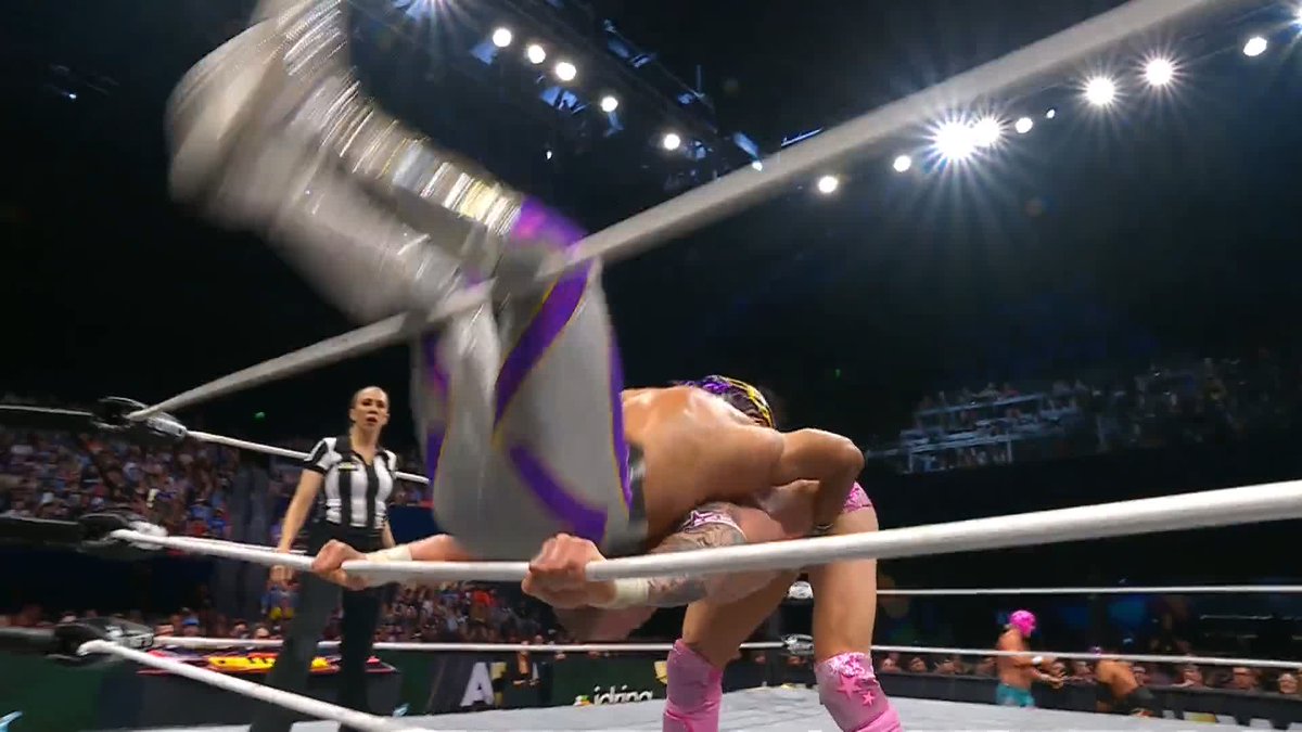 KYLE FLETCHER SNIPED BANDIDO #AEW #AEWDynamite