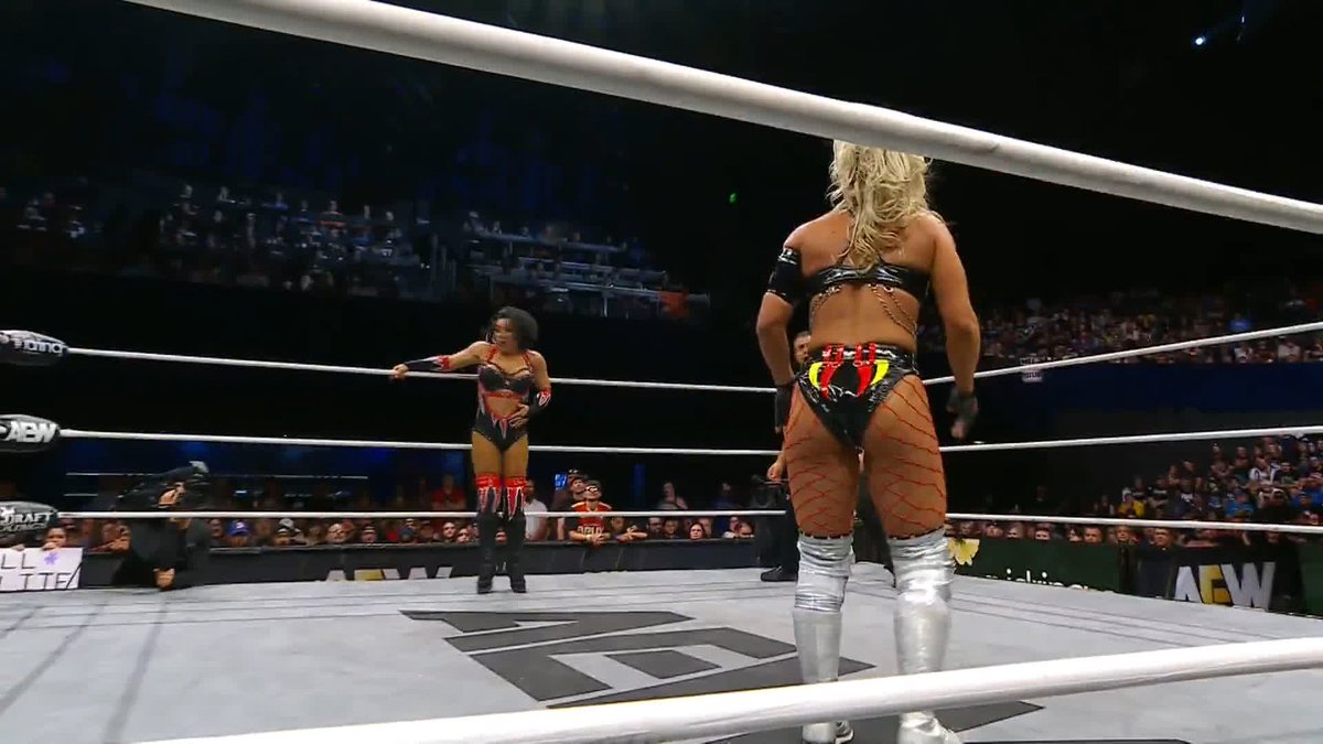 How impresseive is @Toxic_Thekla? Watch #AEWFyterFest LIVE on TBS & MAX