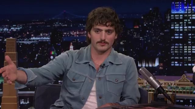 .Benson ignited a debate on the internet over what “moonbeam ice cream” really is 😭 #BensonOnFallon #FallonTonight