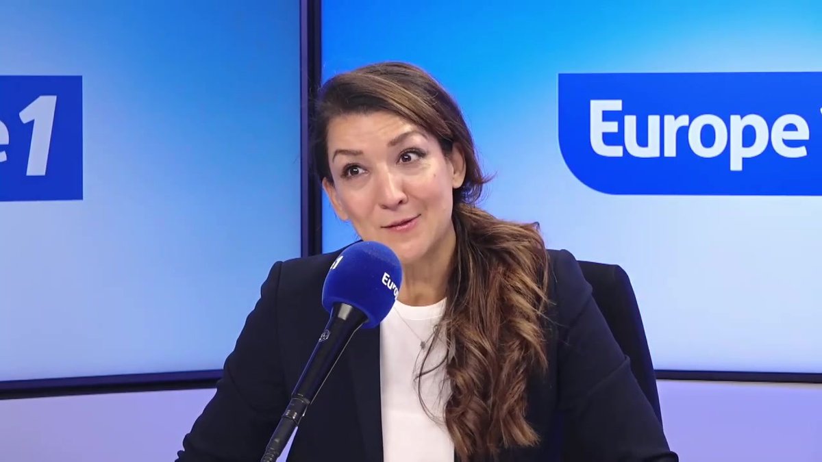 « Si vous voulez faire beaucoup d’argent, ne faites pas de politique », affirme Sabrina Agresti-Roubache, ancienne secrétaire d’État chargée de la ville et de la citoyenneté, dans #OMSLT avec Cyril Hanouna sur #Europe1.