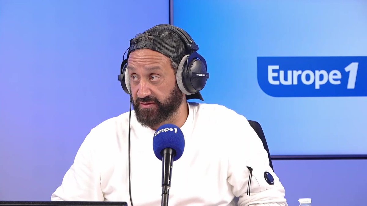 « Britney Spears a pris l’habitude depuis quelque temps de mettre du miel sur ses parties intimes quand elle fait l’amour » : retrouvez la chronique people de Fabien Lecoeuvre, dans #OMSLT avec Cyril Hanouna sur #Europe1.