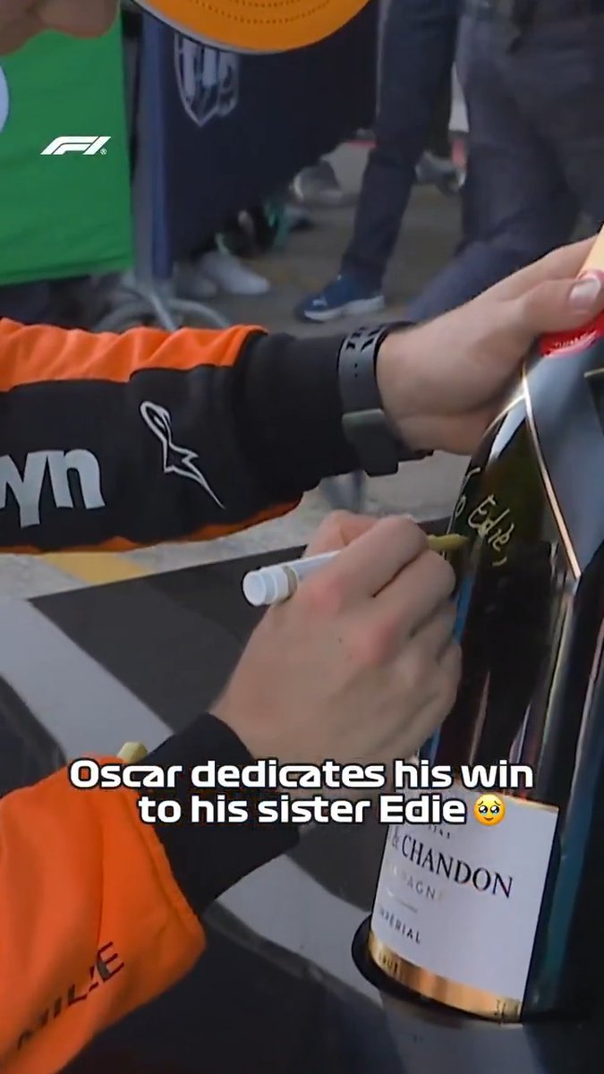 Oscar dedicated his victory in Spain to his sister, Edie 🥺 #F1 #SpanishGP