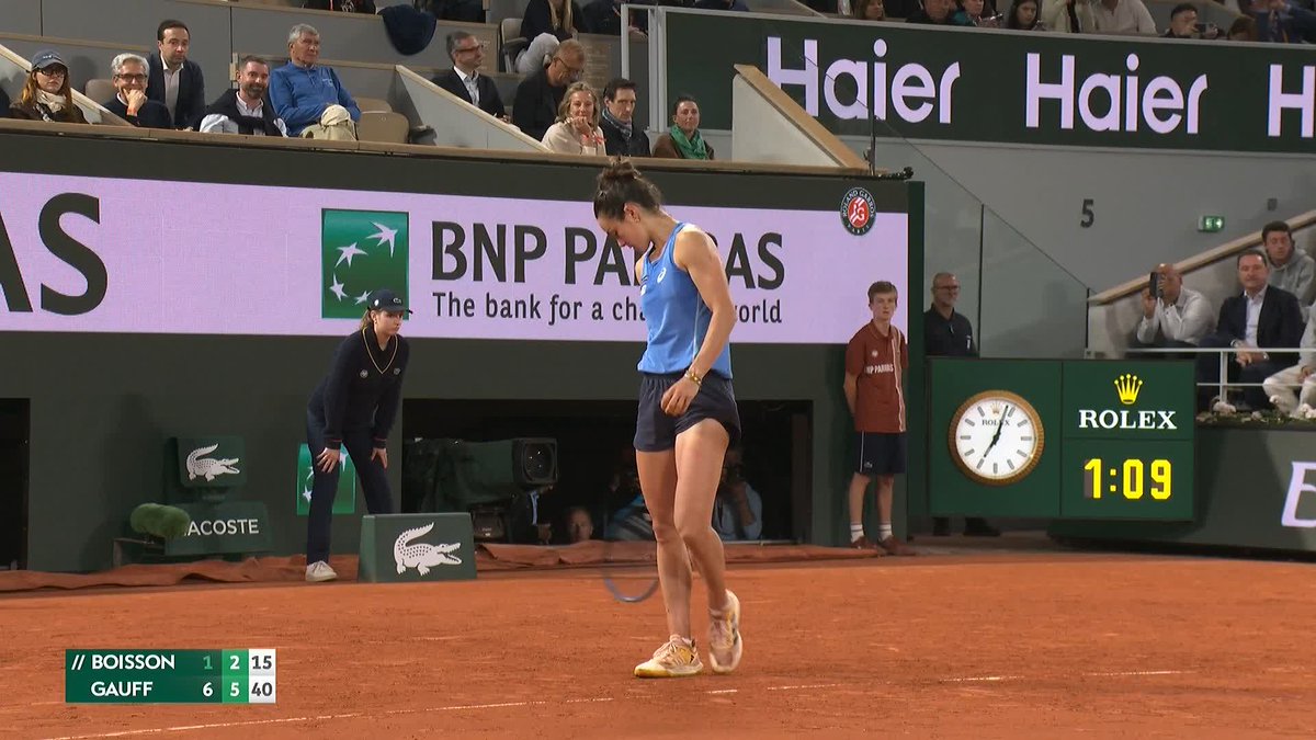 Coco with an absolutely amazing performance 👏 #RolandGarros