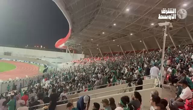 🚨🚨🚨🚨🚨 الجماهير السعودية تردد التكبيرات 💚