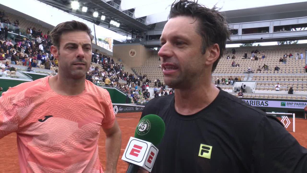 La alegría de 🇦🇷 Zeballos y 🇪🇸 Granollers tras meterse en la final de #RolandGarros. 🙌 ▶️ Mirá El Show de ESPN Tenis en #DisneyPlus Premium.