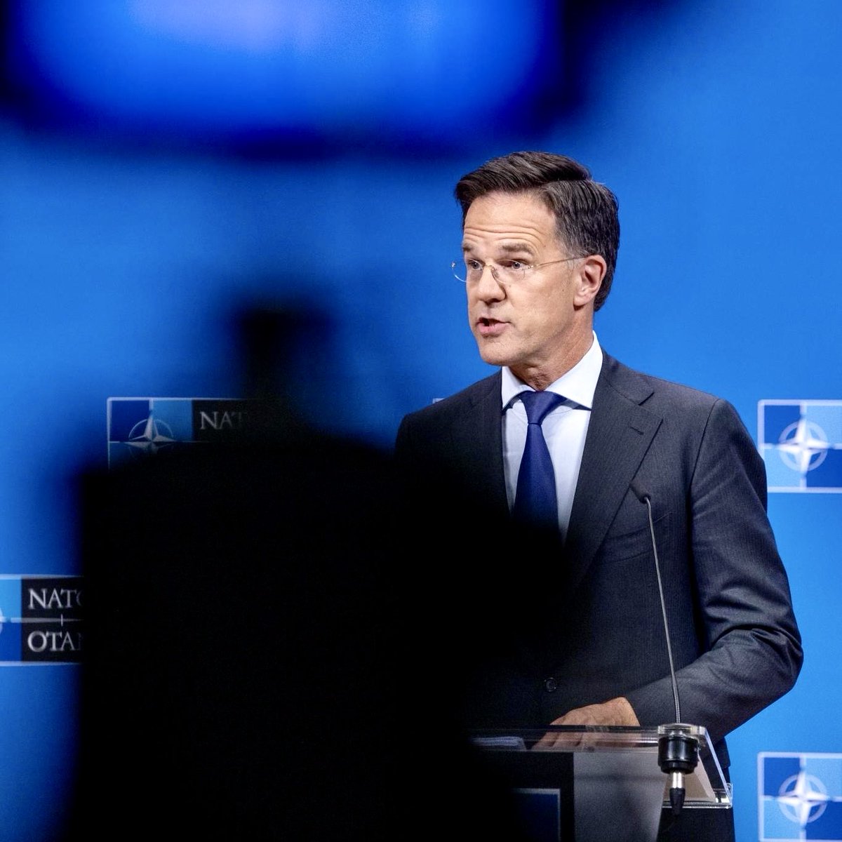 ❝At the #NATOsummit in the Hague we need to agree a new defence investment plan that will ensure we have enough resources to deter and defend in this more dangerous world❞ — Mark Rutte | #DefMin Tap the video to watch the full remarks ↓