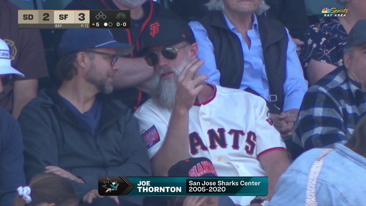 Jumbo is in the building supporting the Giants 🥹