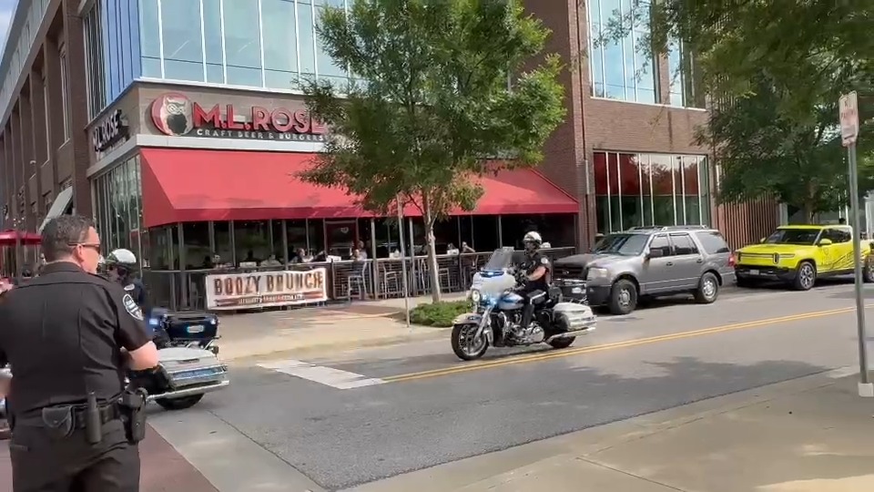 UPDATE: Vice President JD Vance has arrived in Nashville, with his motorcade being spotted downtown at 5 p.m. this afternoon.