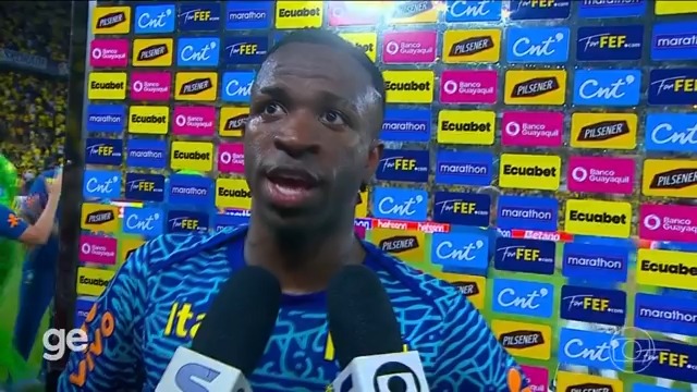 “O Ancelotti ainda não teve tempo de mostrar seu plano de jogo. Foram apenas 2 ou 3 dias de treinamento.” 🎙️ Vini Jr. 🎥 TV Globo 📺 | ge