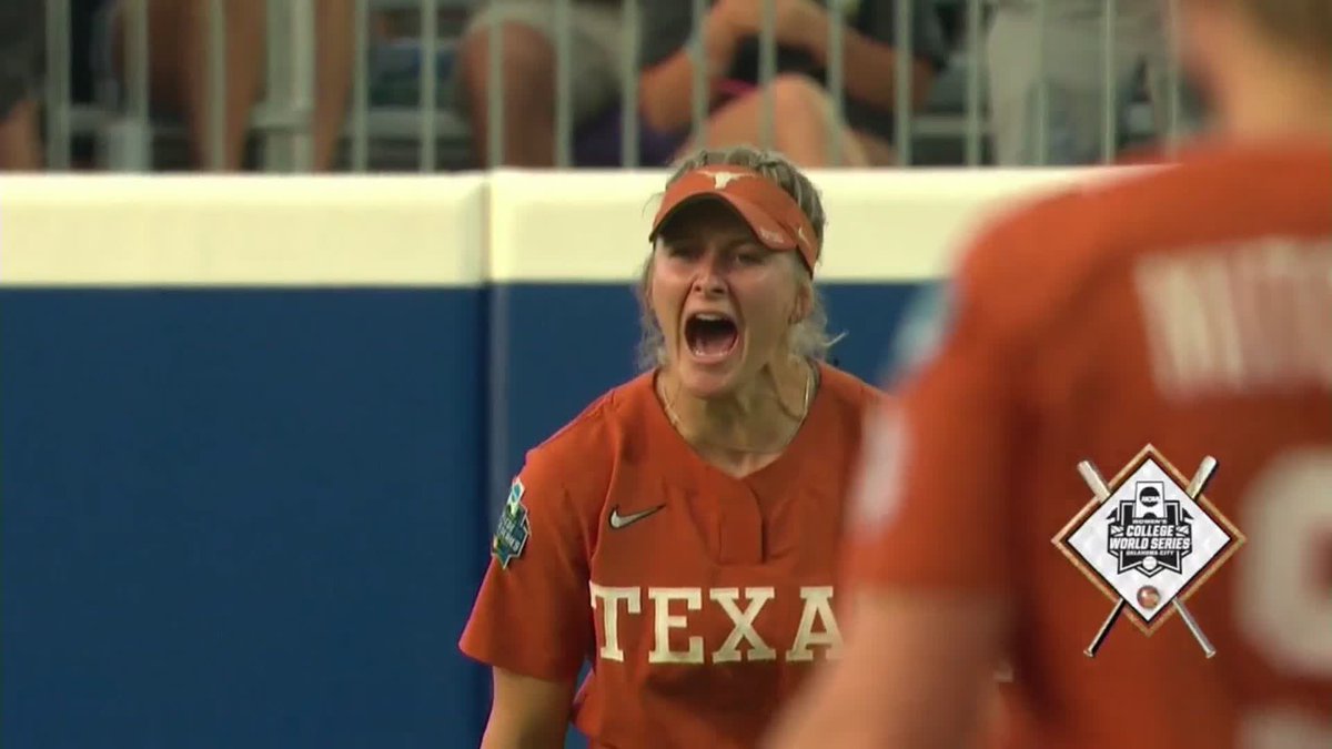 WEB GEM Ashton Maloney 🤯 #WCWS #SCTop10 x 🎥 ESPN / Texas Softball