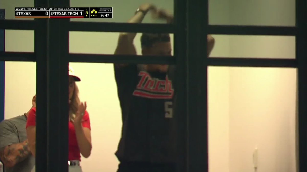 TEXAS TECH IS ON THE BOARD FIRST ‼️ #WCWS x 🎥 ESPN / Texas Tech Softball