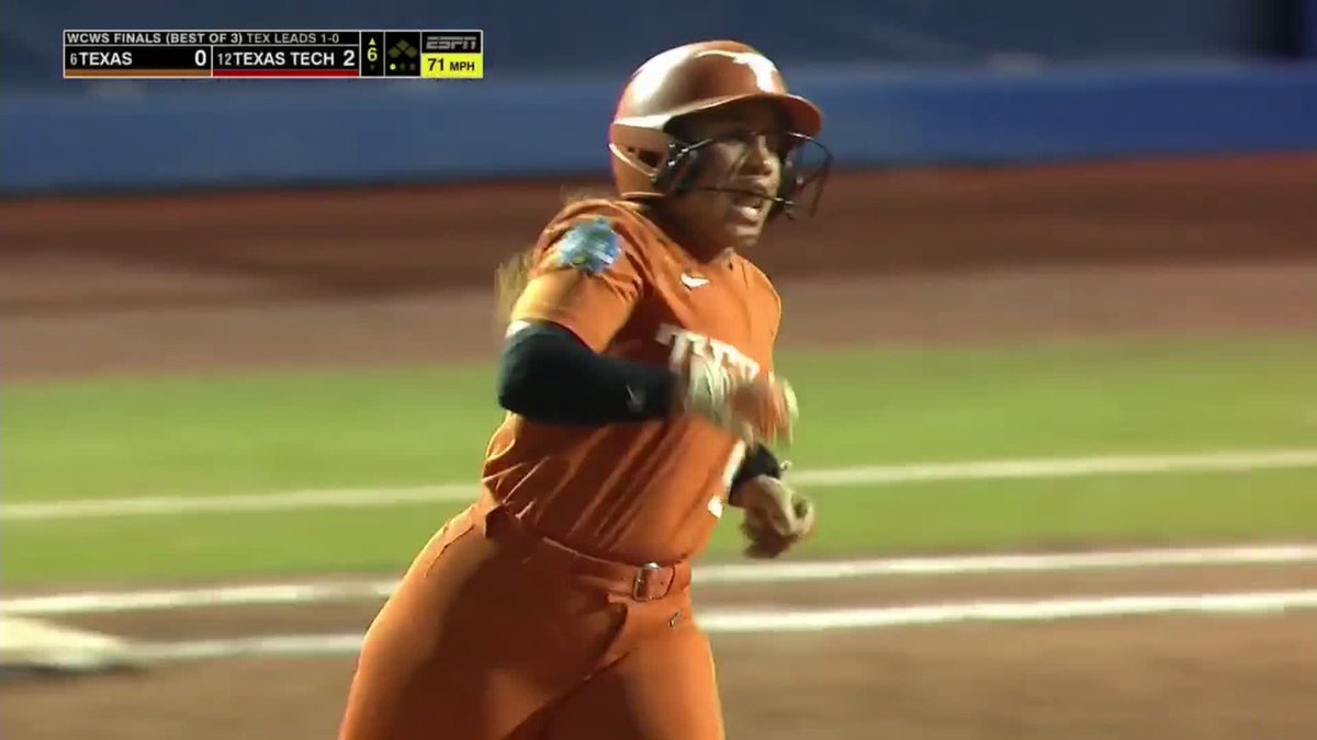 CLEARED THE WALL ๐ค #WCWS x ๐ฅ ESPN / Texas Softball