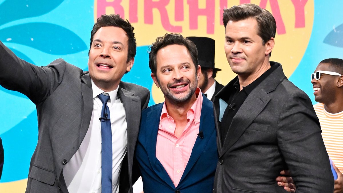 .nick kroll definitely doesn’t want to make a big deal out of his birthday 🤣 #FallonTonight