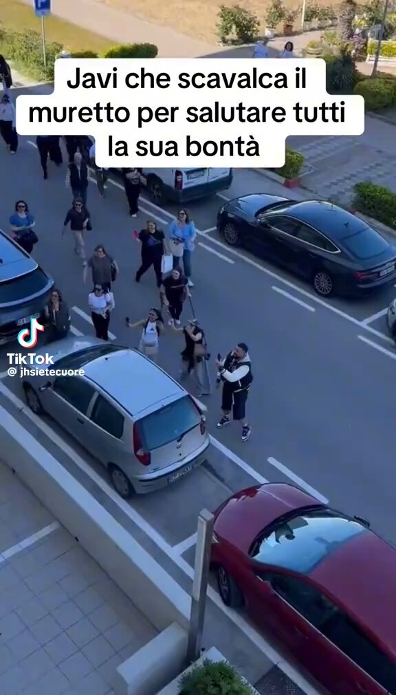 Il ragazzo perfetto non esis- SCUSATE #javi7 #helevier