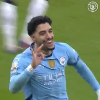 ما يحلى العيد إلا بمشاهدة أهداف البرنس مع السيتي حتى الآن 🇪🇬🩵
