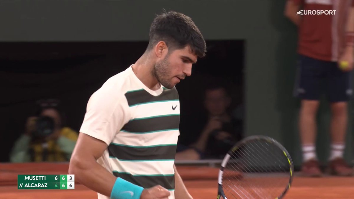 ๐๐ฆ๐ง๐ข ๐๐ฆ ๐ข๐ง๐ฅ๐ ๐๐ข๐ฆ๐ ๐ช Carlos Alcaraz gana el tie break del segundo set e iguala un autรฉntico partidazo ante Musetti Lo estรกs viendo en #E1 y @streammaxes con Fernando Ruiz y @AlexCorretja74 #RolandGarros #RGMax