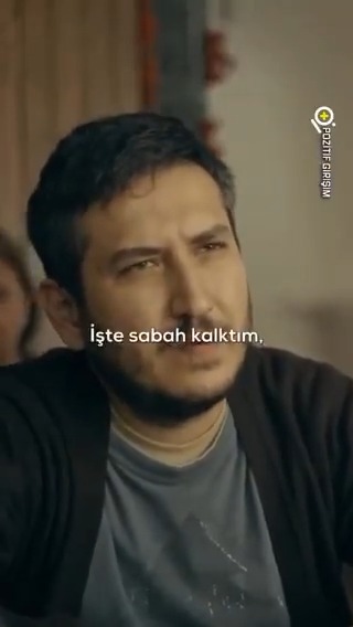 Kimsenin hiçbir şey bilmediği bir yerde, bir insan her şeyi bilebilir.