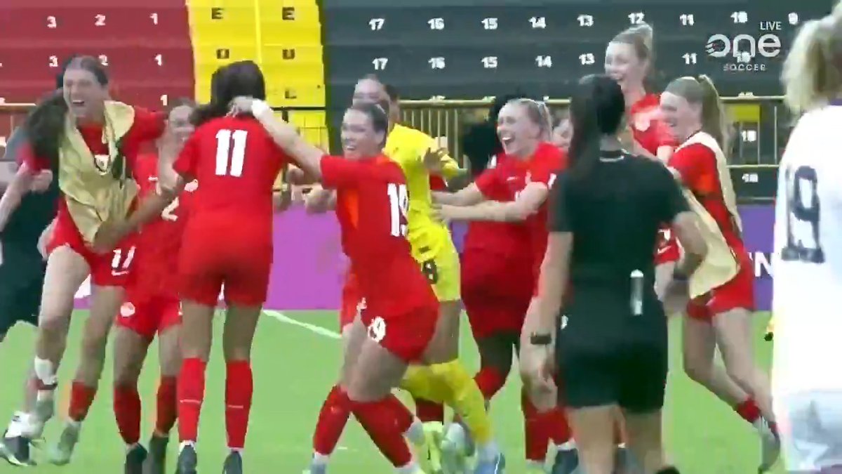 CANWNT BUT THE W ALSO STANDS FOR WIN 🇨🇦 Another day, another victory over the U.S. 🇺🇸 #CanW20 | #USWNT