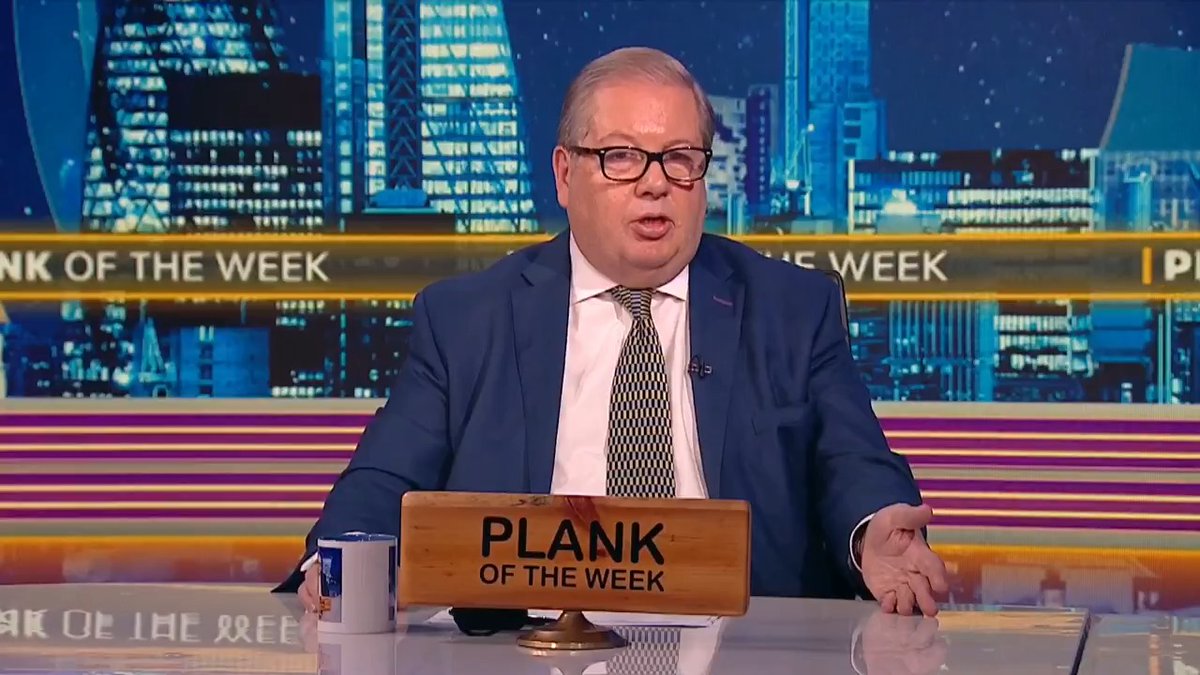 Mike Graham: "150,000 people have now come here on boats. The illegals are big enough now to form a city the size of Luton... not that you'd want another Luton." 📺 Plank Of The Week - Mike Graham 🇬🇧 Alex Phillips Chloe Dobbs Candice Holdsworth @dailysamara1