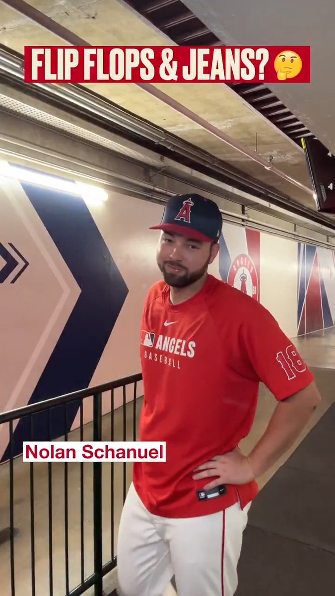 grab your flip flops (but ditch the jeans 😬), it’s Beach Weekend at the Big A!