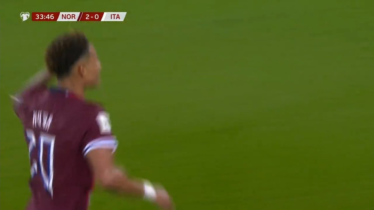 WHAT A STRIKE 🔥 Antonio Nusa gives Norway a 2-0 lead over Italy 🇳🇴