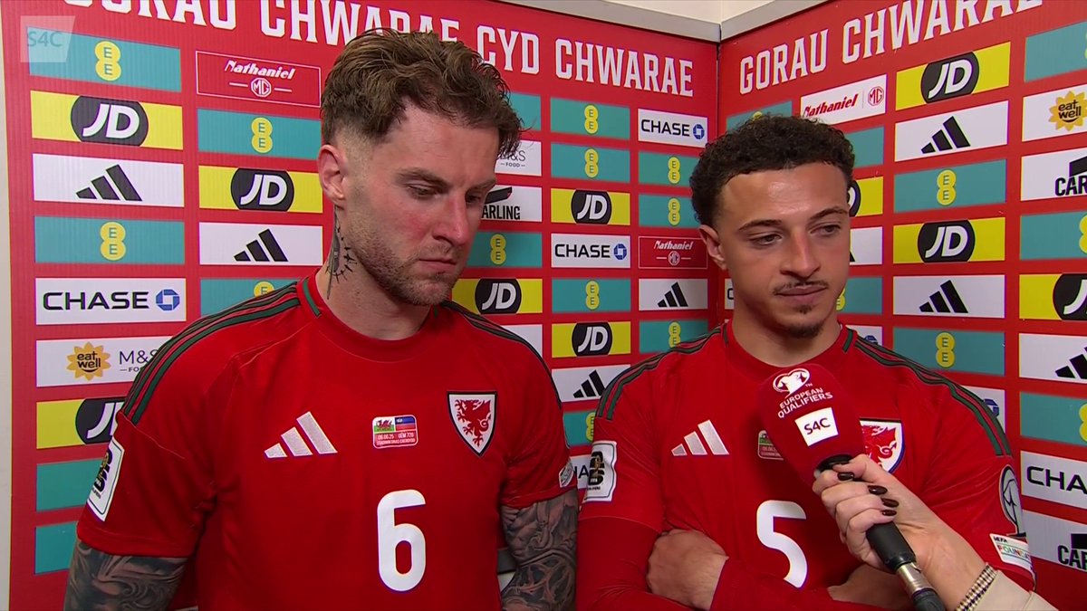 "I’m delighted. It’s been a long time coming, but it’s not about me - it's about the team. Delighted to come away with three points." ❤️ 🗣️ Ymateb Joe Rodon a Ethan Ampadu S4C 🏴 | S4C 🏴chwaraeon