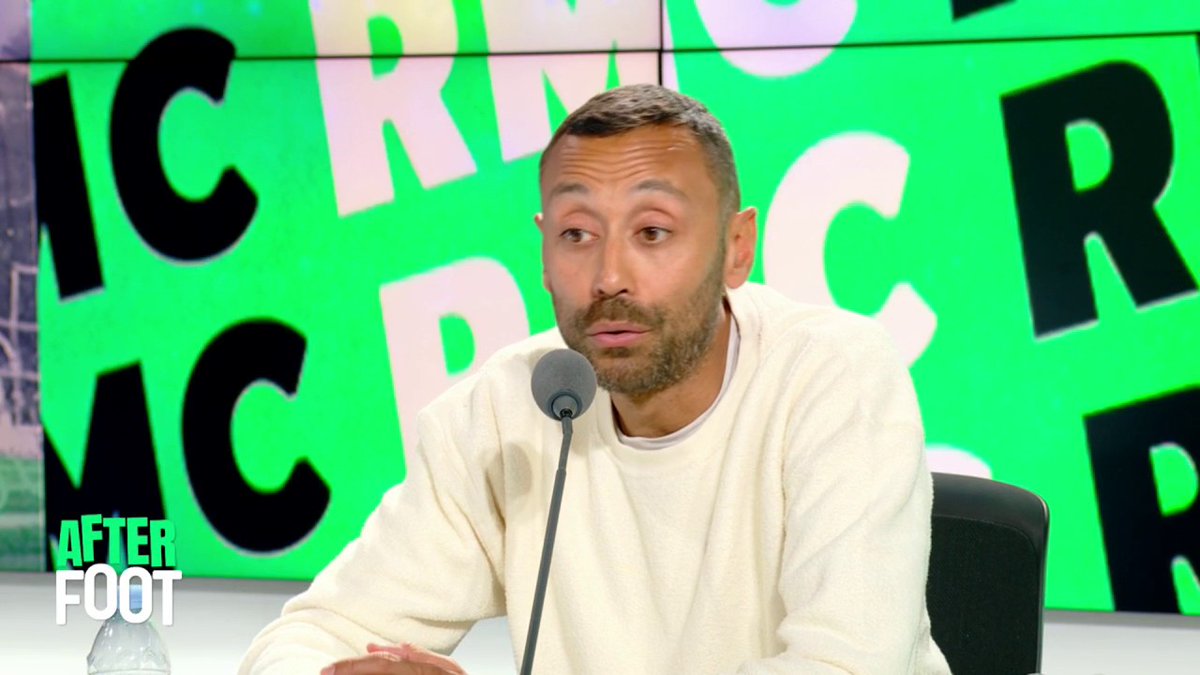 🇫🇷 "Le gros chantier de l’équipe de France, c’est le milieu de terrain. Les Bleus de 98, 2000, 2018, avaient des milieux d'exception qui font partie des légendes du foot. Aujourd'hui, ils ne sont pas à la hauteur pour le très haut niveau", estime Kevin Diaz