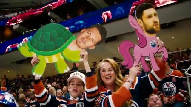 GONNA KEEP ON DANCING ๐๐ Chappell Roan's 'Pink Pony Club' opens up Game 2 of the #StanleyCup Final live on Sportsnet