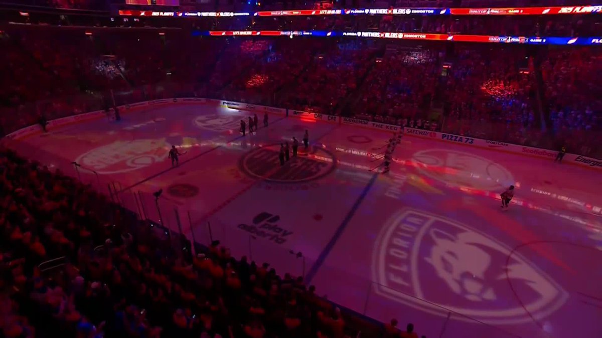 LOUD "SERGEI" CHANTS BEFORE THE ANTHEMS IN EDMONTON 👀