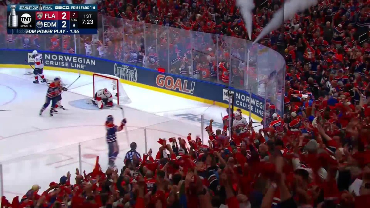 A FILTHY MOVE BY MCDAVID TO DRAISAITL TO RECLAIM THE LEAD 🔥