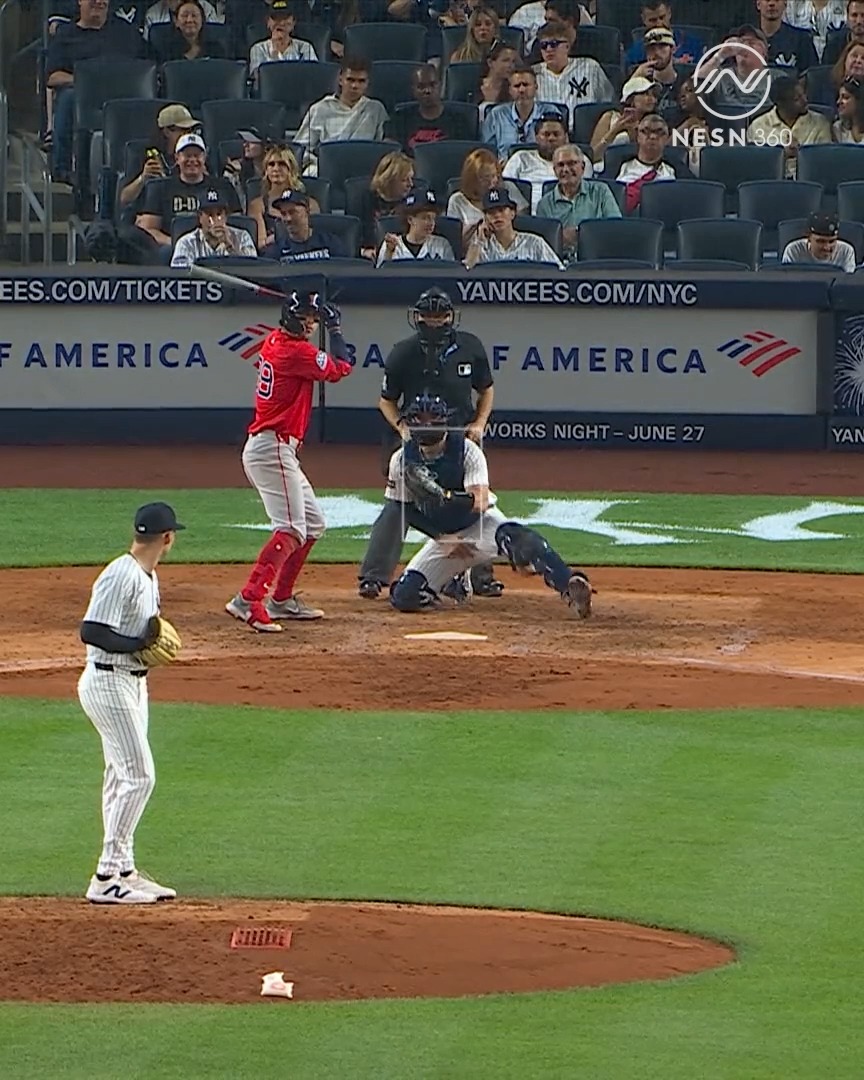 HOME RUN NO. 1 FOR MARCELO! WELCOME TO THE RIVALRY™️
