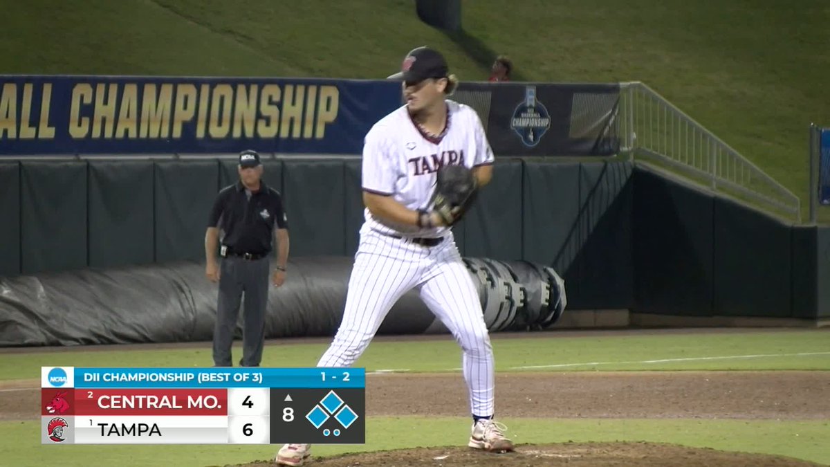 THE MULES ARE GRAND‼️ Roll Stable hit a grand slam to take the lead in the top of the 8th of Game 1 of the #D2BSB National Championship Series! #MakeItYours
