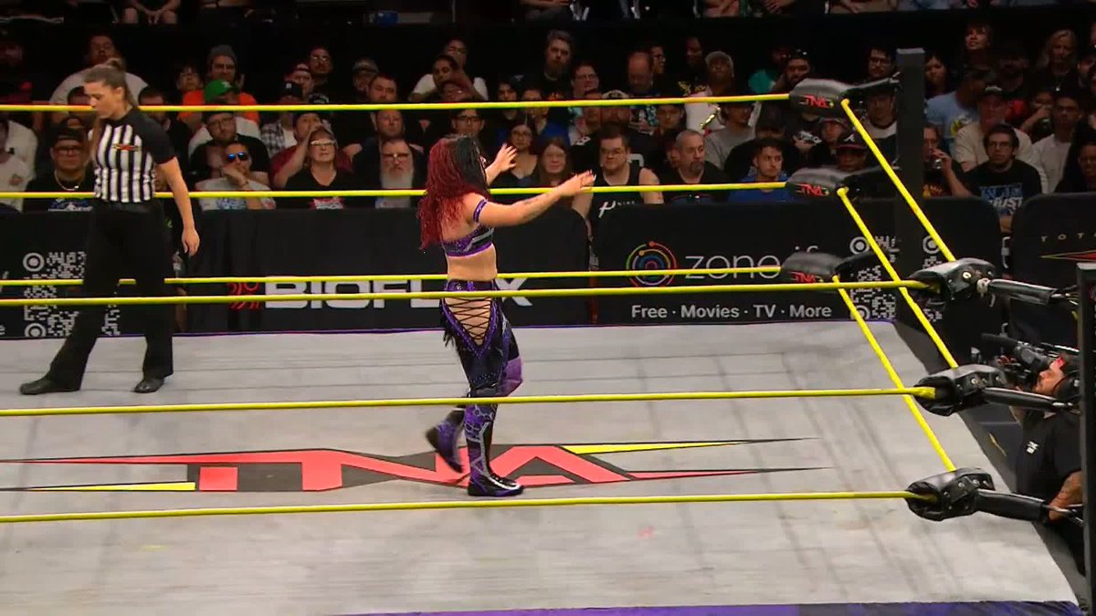 .Masha Slamovich マーシャ・スラモビッチ TAKES OUT 雷影 .李 (Léi Yǐng .Lee) with a Dive! Watch #TNAAgainstAllOdds on TNA+: Get 1 month of TNA+ FREE with code ODDS25
