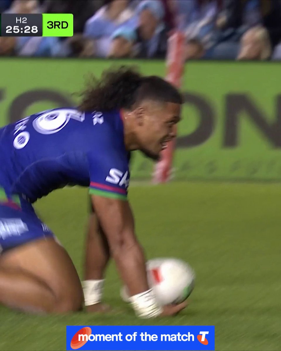 Metcalf and Vaimauga combine! 🧨 #NRLSharksWarriors Telstra Moment of the Match