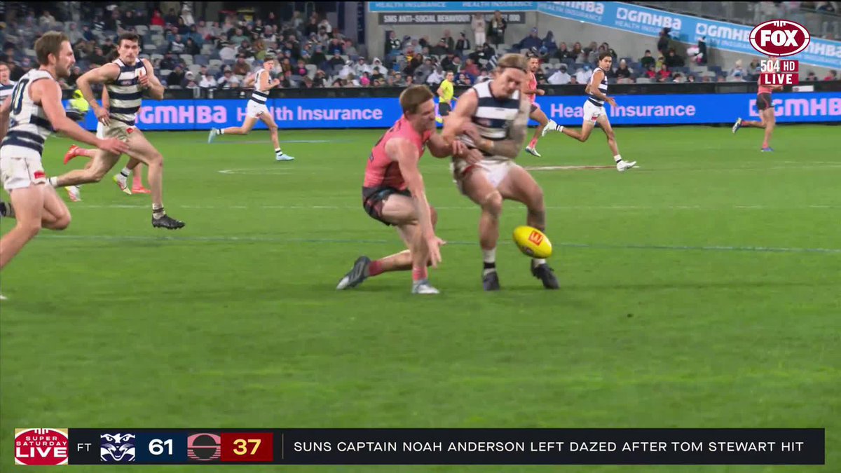 "Tom Stewart will be playing against Essendon next week, in my view." Jay Clark breaks down the Cat's big bump on Noah Anderson. ✍️ RECAP