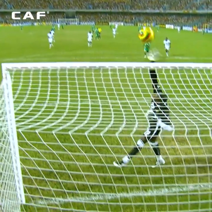 If that went in… we’d still be talking about it. 😮💨 Throwback when Yakubu nearly stunned everyone at the 2008 #TotalEnergiesAFCON 🇳🇬