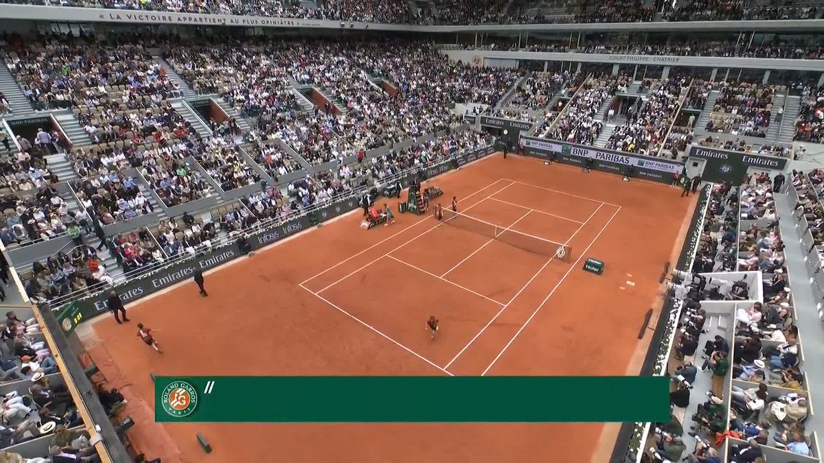 First break for Aryna 🐯 #RolandGarros