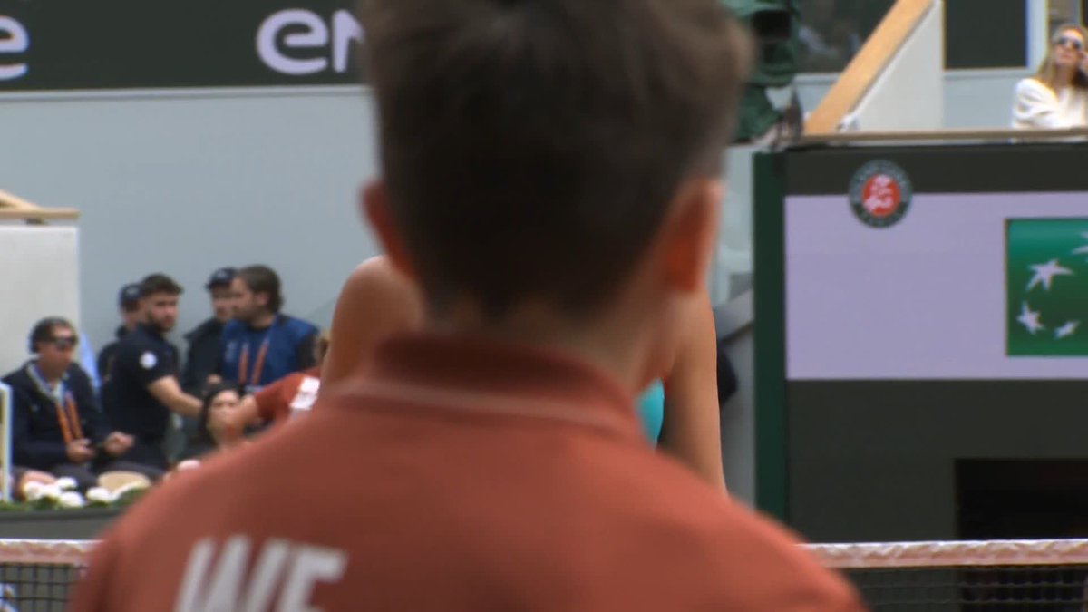 Sabalenka gets one back 👀 #RolandGarros