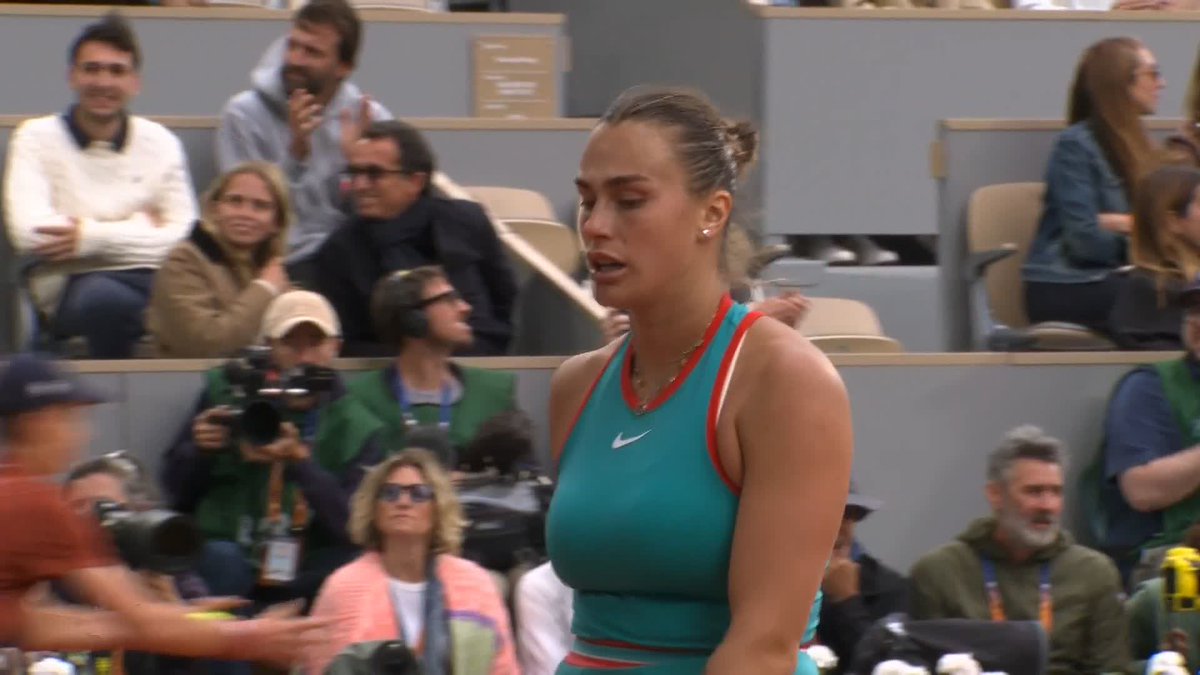 Never count Sabalenka out! 3-3 in the 3rd set 🐯 #RolandGarros