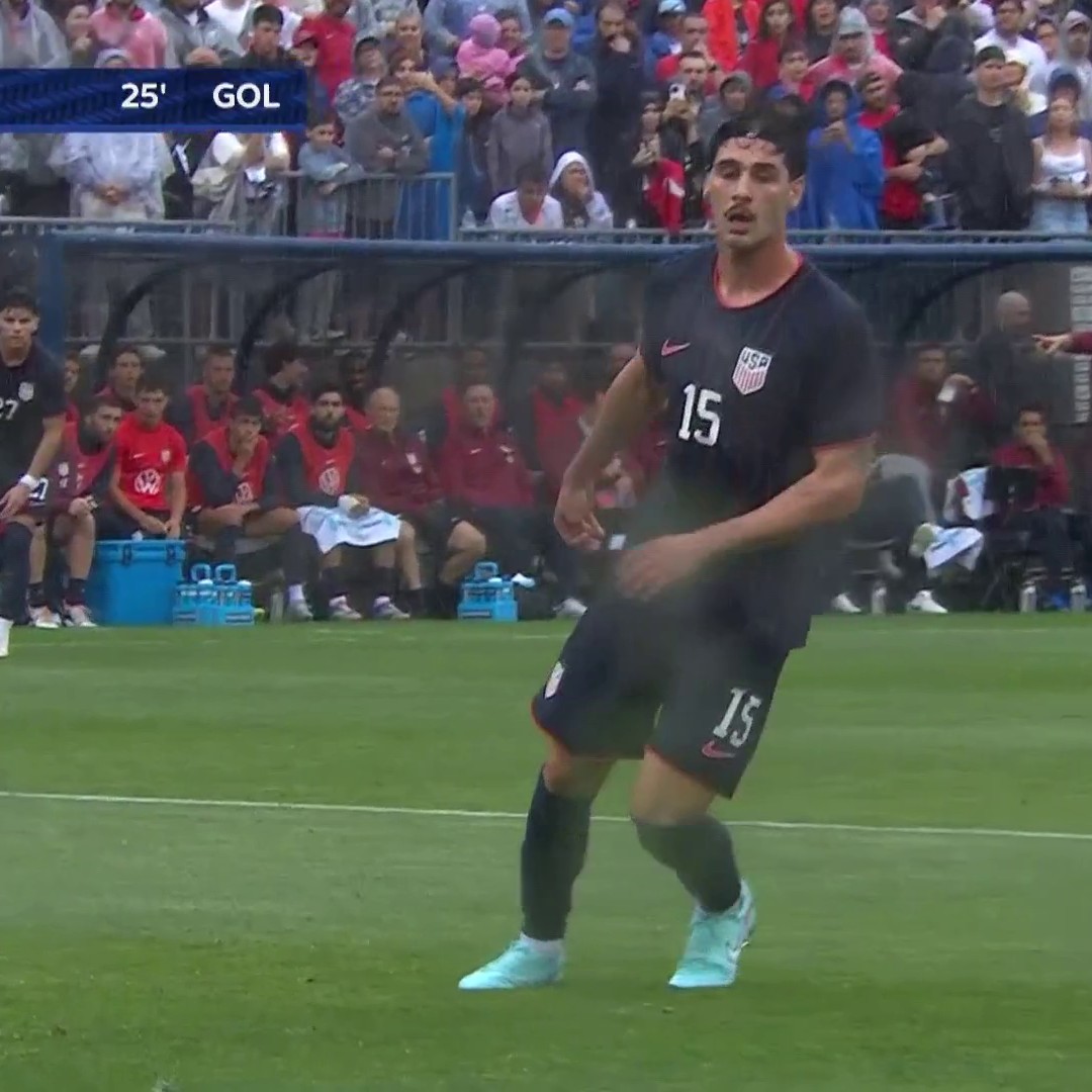 One of the weirdest goals you'll see. 🫨 The USMNT's Johnny Cardoso tries to clear but it bounces off Arda Guler and into the net for a Turkiye equalizer. 📺 Telemundo, NBC Universo & Peacock