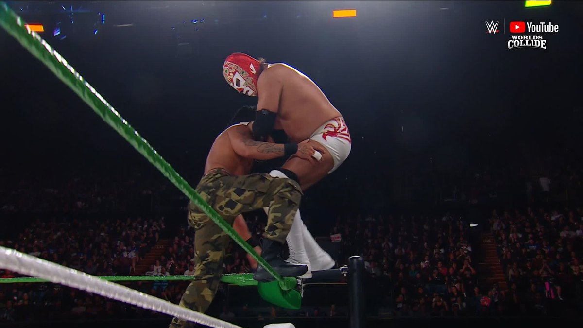 .S. 💀🇲🇽 is not playing around 😤 #WorldsCollide