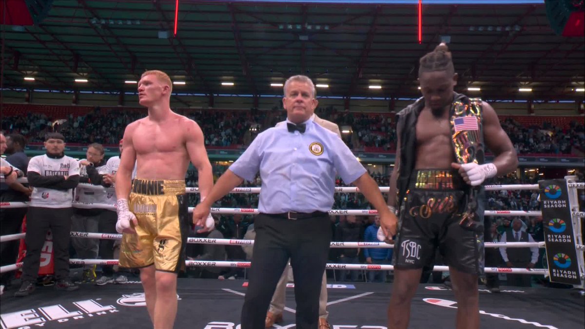 95-95 96-94 97-93 Sean Hemphill BEATS Mark Jeffers by majority decision ‼️ A massive win for the American 🇺🇸 #SimpsonZucco | Tonight | Oakwell Stadium | Live on Sky Sports
