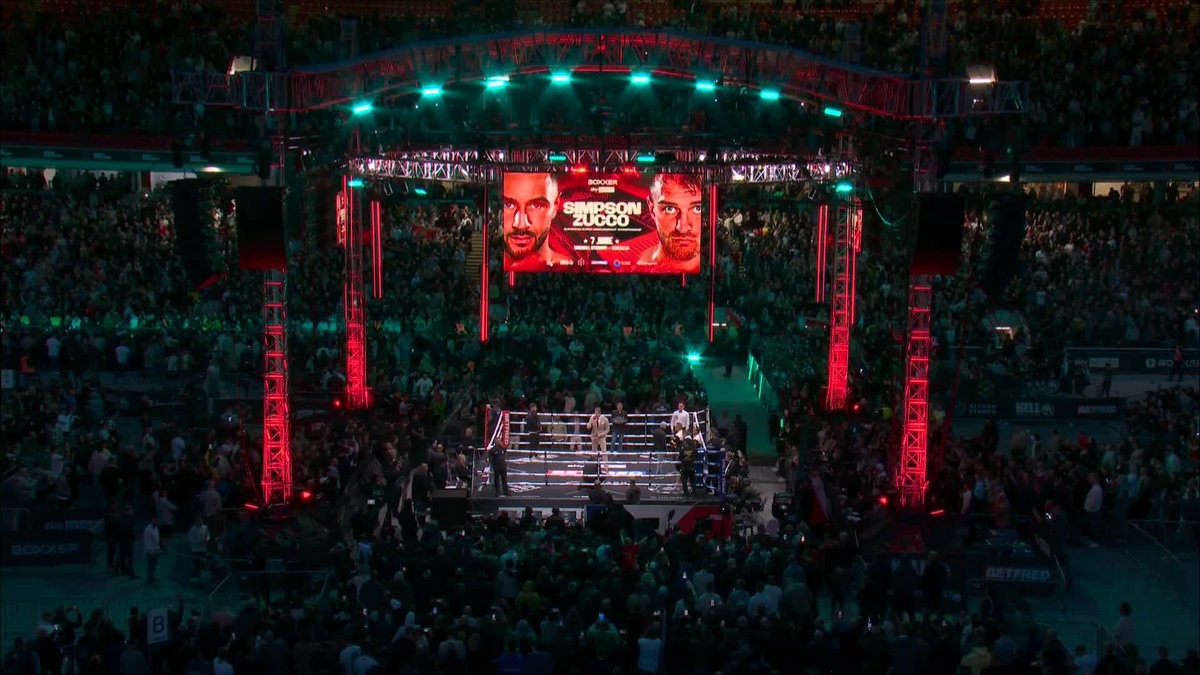 Hometown 𝐇𝐄𝐑𝐎! 🔴 Callum Simpson is given a heroes welcome as he steps out in-front of his hometown crowd 🔥 #SimpsonZucco | Jun 7 | Oakwell Stadium | Sky Sports Boxing