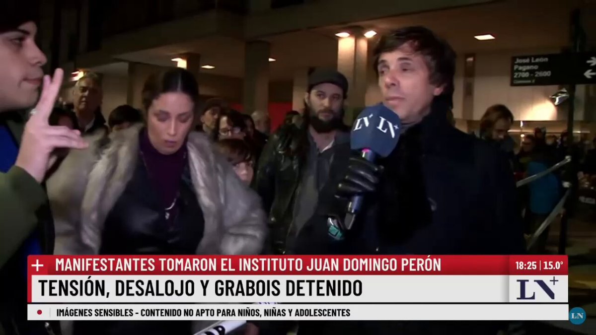 El defensor del pedófilo de Evo Morales agrediendo en vivo a Robertito. Ah, pero después lo tenes defendiendo los "derechos de la comunidad lgbt"