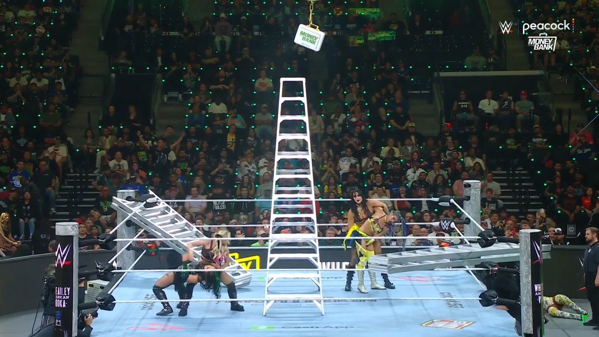 ALEXA BLISS vs. RHEA RIPLEY ... vs. NAOMI! #MITB