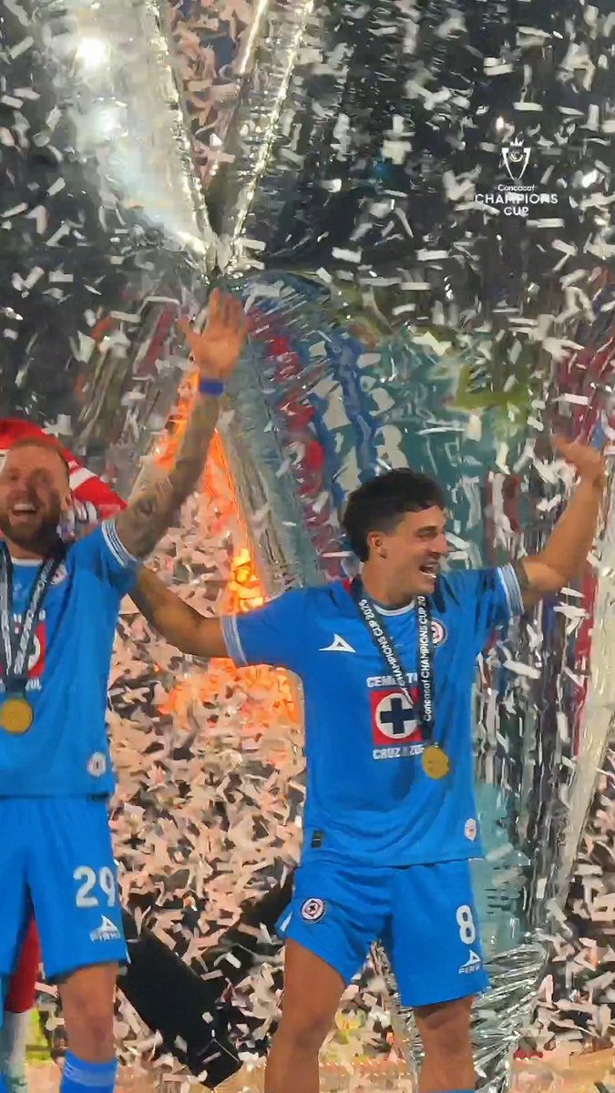 La alegría de Faravelli es la de todos los celestes por la Séptima 🥹🏆