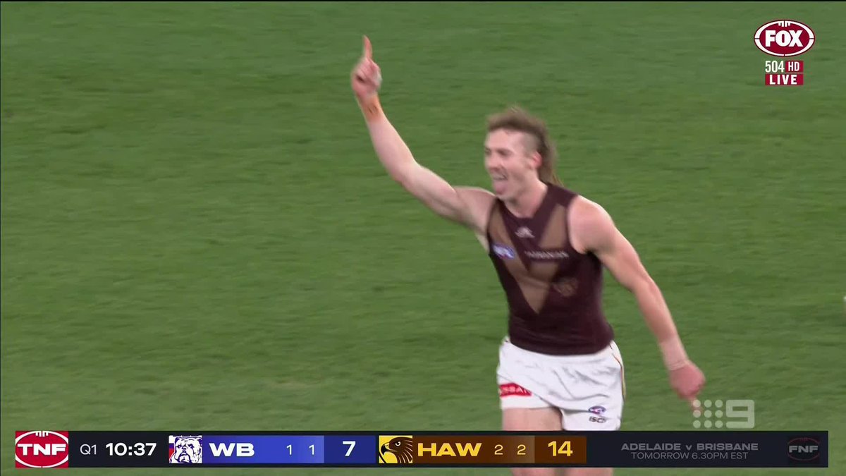 "He's on track to be a top 10 player in this competition." While Will Day is out injured, Nathan Brown believes Josh Weddle has become Hawthorn's most important player. #9AFLSFS | Watch on Nine &amp; 9Now 🖥️