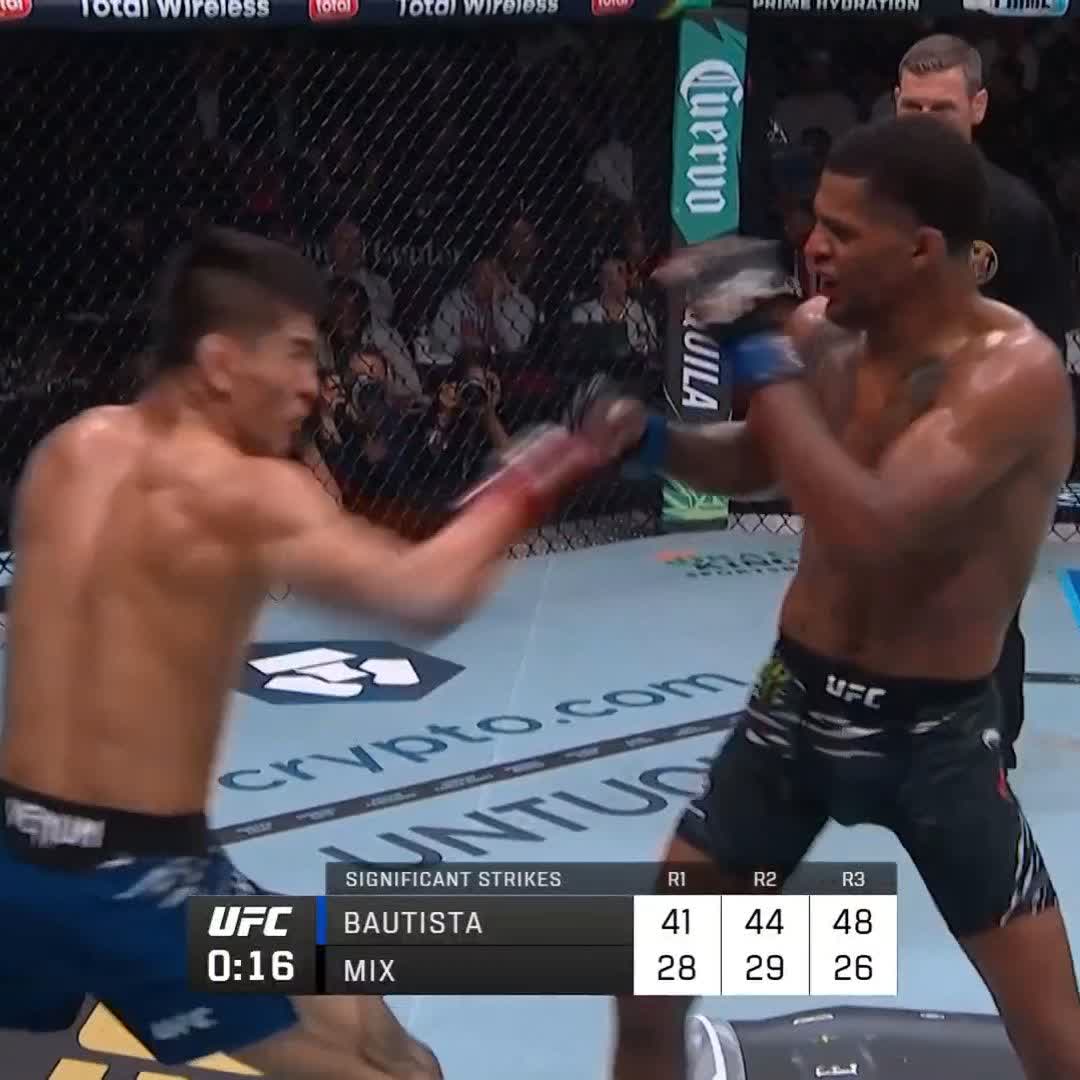 バティスタ×ミックス 試合終了間際の攻防! #UFC316